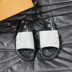 Louis Vuitton Shoes for Men's Louis Vuitton Slippers #B61938