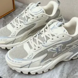 Louis Vuitton Shoes for Men's Louis Vuitton Sneakers #B67067