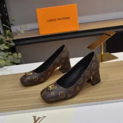 Louis Vuitton Shoes for Women's Louis Vuitton Sandals #B50427