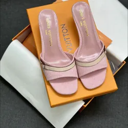 Louis Vuitton Shoes for Women's Louis Vuitton Slippers #B49614