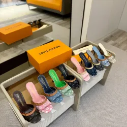 Louis Vuitton Shoes for Women's Louis Vuitton Slippers #B51045
