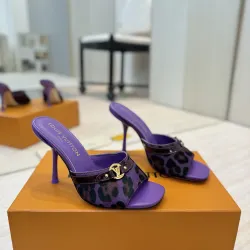 Louis Vuitton Shoes for Women's Louis Vuitton Slippers #B62840