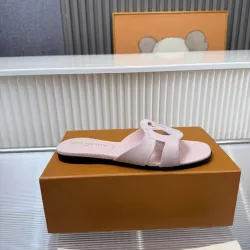 Louis Vuitton Shoes for Women's Louis Vuitton Slippers #B66665