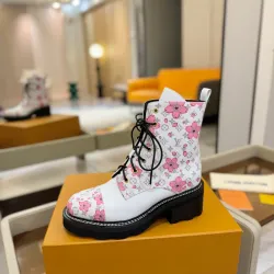 Louis Vuitton Shoes for Women's Louis Vuitton boots heel height:5cm #B58292