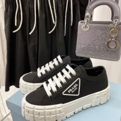 Prada Shoes for Women's Prada Sneakers #99907380