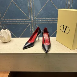 Valentino V‑Logo Pointed‑Toe Patent Leather Pumps 8cm Heel #A68635