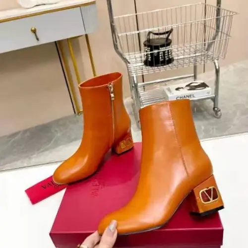 Valentino Shoes for VALENTINO boots for women #999929478