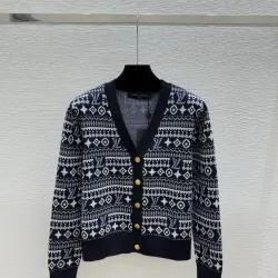 LV Women's Knitted Sweaters  Iconic Monogram Pattern in Dual Colors for Luxury Fashion Aficionados #B56263