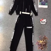 Chanel Fashion Tracksuits for Women #9999928532