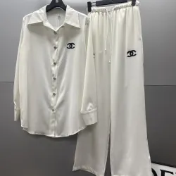 Chanel Fashion Tracksuits for Women #B51017