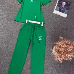 Louis Vuitton Fashion Tracksuits for Women #9999931838