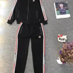 Moncler 2022 new Fashion Tracksuits for Women #99925870